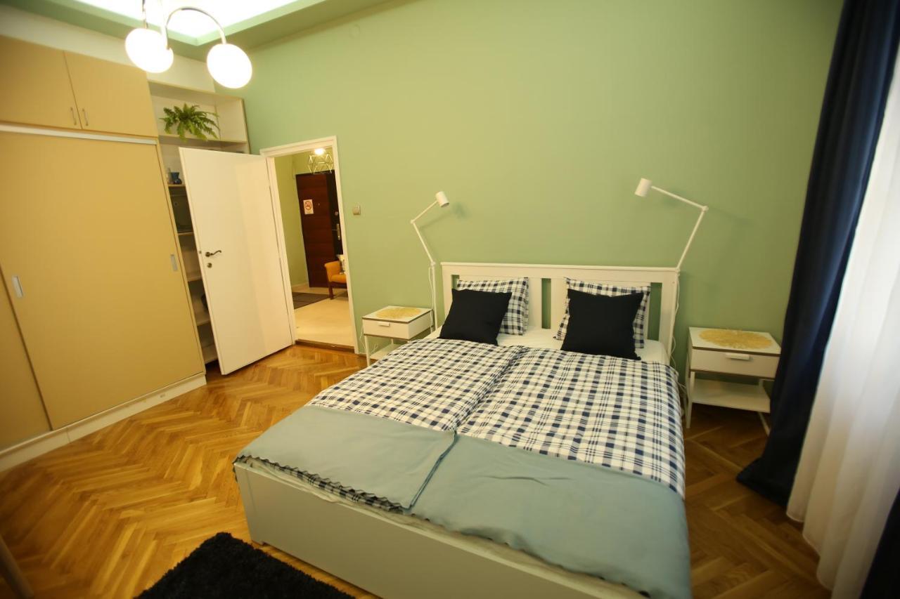 Castle Courtyard Hideaway Budapeste Exterior foto